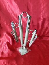 Pique fleurs, Art Déco acier