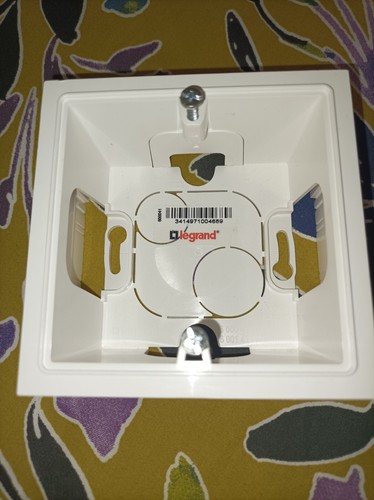Boitier saillie simple - 1,