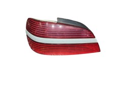 FEU ARRIERE GAUCHE EXTERIEUR PEUGEOT 406 (8B) BERLINE 2.0 HDi 90 (DW10TD(RHY)) 6350L5