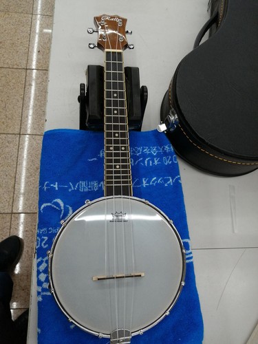 Rally banjo ukulele - (unknown),