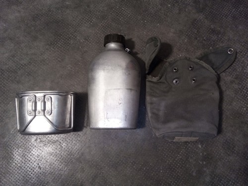 Ensemble gourde quart - gourde, et