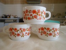 3 tasses à chocolat Arcopal