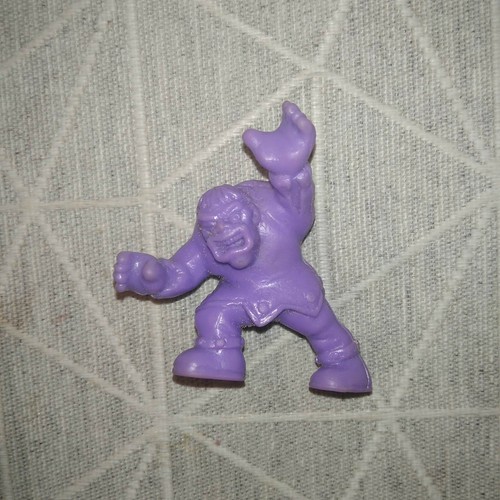 Vintage monster my pocket - in,