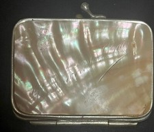 Porte-monnaie ancien en Nacre