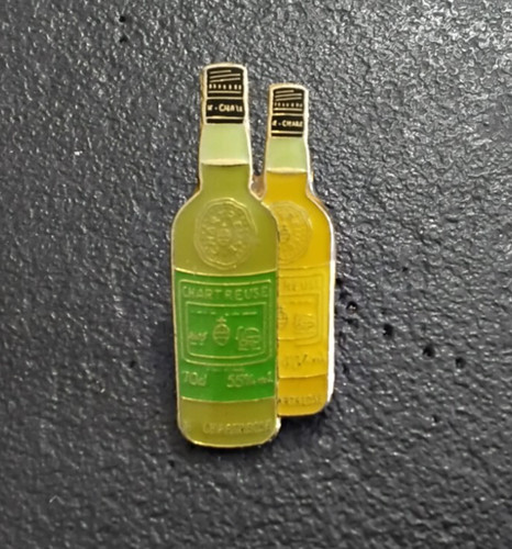 Pin alcool boisson - pin’s,