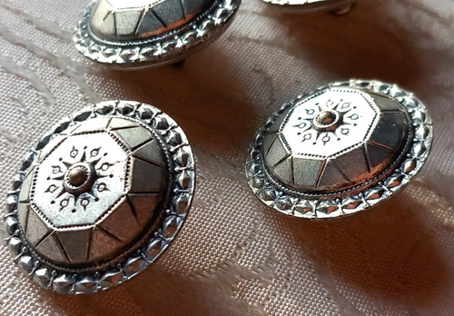 Anciens boutons des annees - boutons,