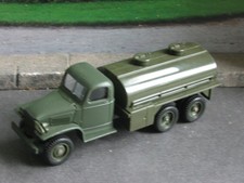 Camion citerne GMC Militaire