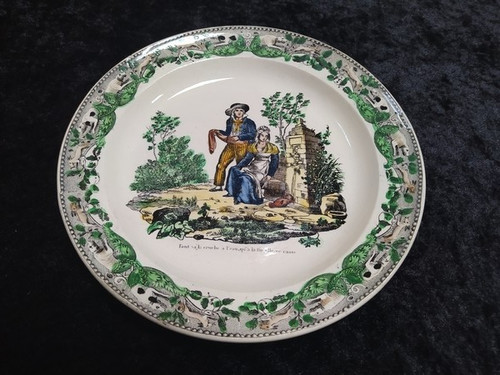 Assiette parlante polychrome