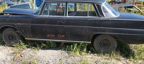 Mercedes benz w110 w111 - w110,