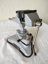 Outil d'atelier Etau sur rotule, inclinable Fixation par ventouse