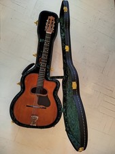 Guitare . Busato . 1940 . bon etat . Caen 