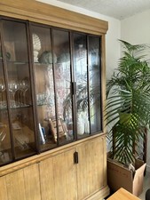 Vaisselier buffet portes vitrées