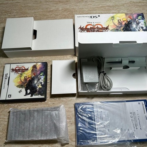 Nintendo dsi kingdom hearts - nintendo,
