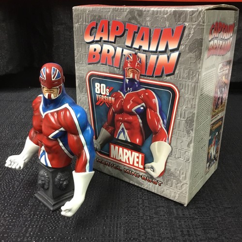 Bowen captain britain - bowen,