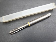 1 taraud 3 lèvres M8 x 125