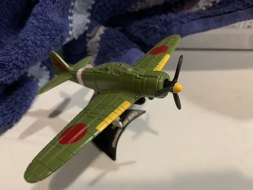 Avion zero a6m2 - 1,