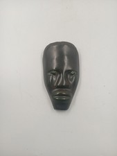 Sculpture Masque Mural