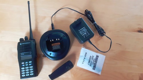 Motorola gp380 uhf 403 470 - motorola,