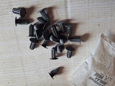 Agrafes plastique Peugeot /Citroen - Réf 6995AA