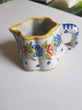 céramique  Quimper  Pot a lait ou creme (Cremier) non signé mais Henriot