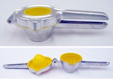 PRESSE AGRUMES - ALU - CUISINE - ANCIEN - VINTAGE 70'/80'