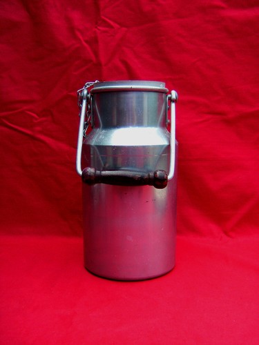 Pot lait aluminium - à,