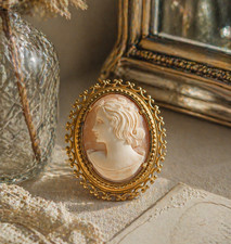 Bijou Ancien camée coquillage