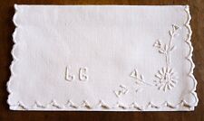Porte serviette ancien brodé main/Pochette en lin blanc feston/Fleurs/Mono LG