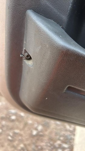 Garniture porte avant gauche