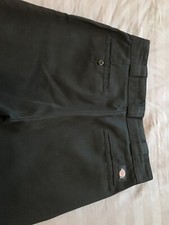 lot de vêtements homme VANS DICKIES VOLCOM DOCKERS 