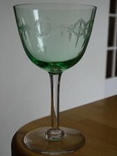 1 ANCIEN VERRES A VIN ROUGE
