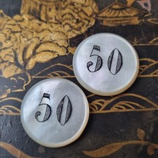 2 Jetons Anciens CASINO Nacre