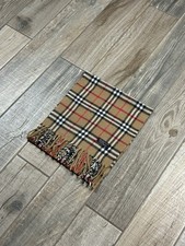 écharpe burberry Beige