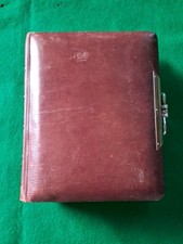 ANCIEN ALBUM PHOTO EN CUIR . PORTRAIT . FORMAT CDV . A VOIR