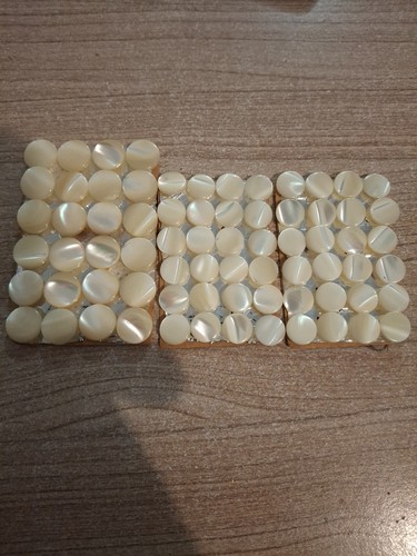 Lot boutons nacre sur - boutons, carte