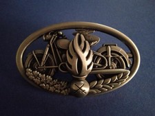 GENDARMERIE - BREVET ANCIENNETE MOTOCYCLISTE - attaches de type "PIN'S"
