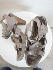 sandales grises Regard pointure 39