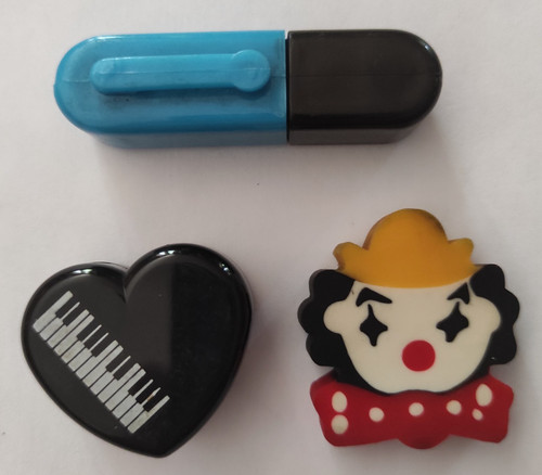 Lot gommes fantaisies - 3,