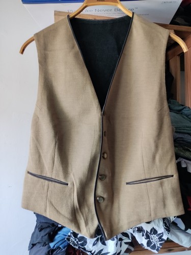 Gilet costume saint joseph