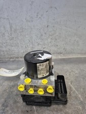 Bloc ABS (freins anti-blocage)