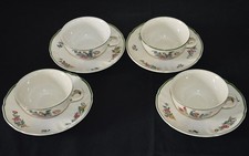 LOT 4 Anciennes tasses Thé