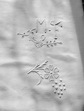 Linge ancien drap lin brodé