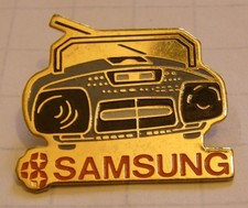 Pin's SAMSUNG PORTABLE RADIO