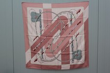 HERMES Foulard soie Clic Clac Julia Abadie (61244)