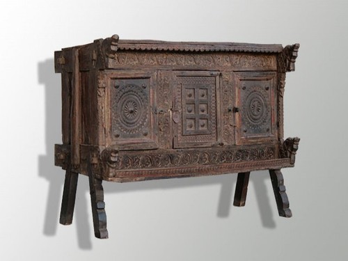 Coffre bois sculpté - bois,