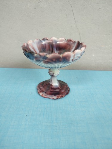 Petite coupe sur pied - , en