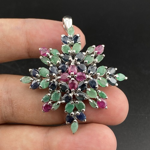 Beau pendentif broche - , en