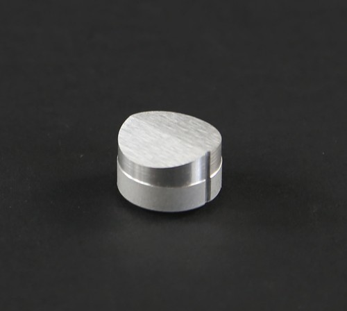 Boutons capuchons petit seuil - boutons,