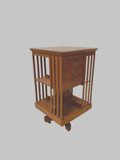 bibliothèque anglaise tournante en acajou et filet de marqueterie .XIX siècle.