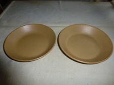 DEUX ASSIETTES CREUSES EN GRES EMAILLE SARREGUEMINES NEUF